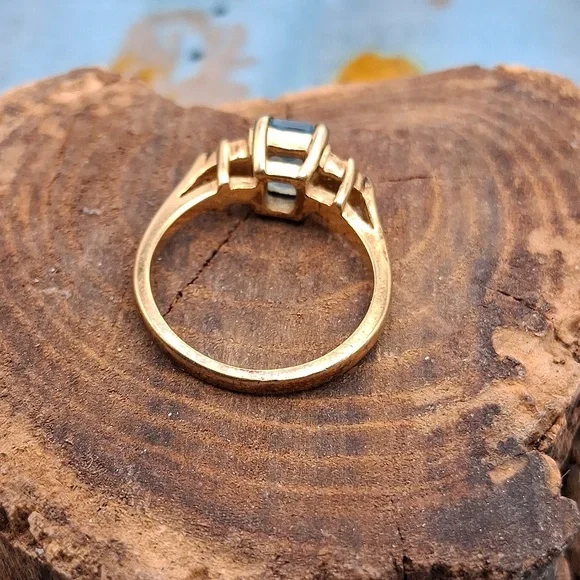 Vintage Aquamarine Ring Sz 7.5 - Picture 4 of 7